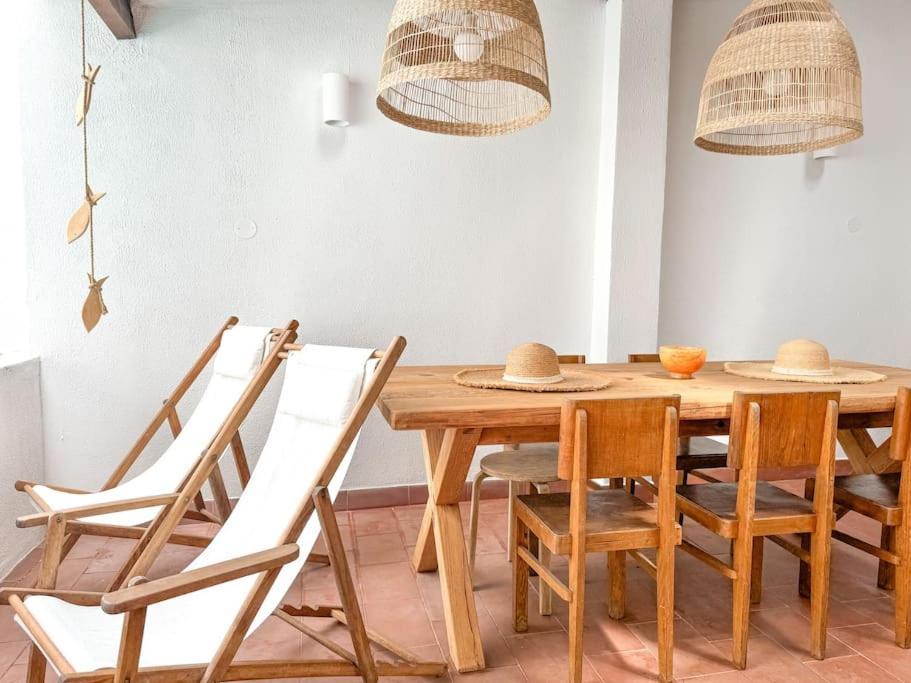 Costa Inn Beach House With Pool By Homeful Homes Costa da Caparica Extérieur photo
