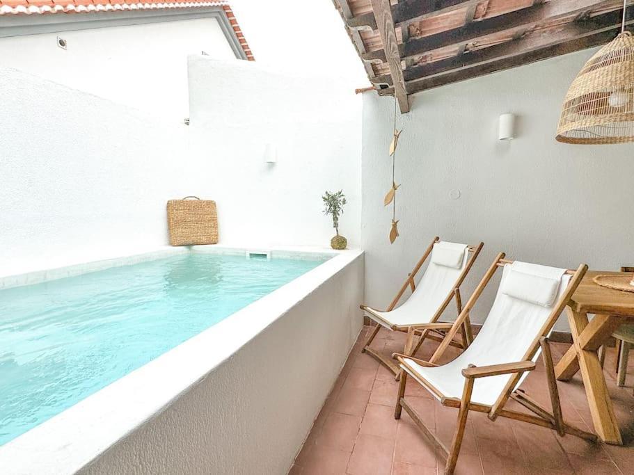 Costa Inn Beach House With Pool By Homeful Homes Costa da Caparica Extérieur photo